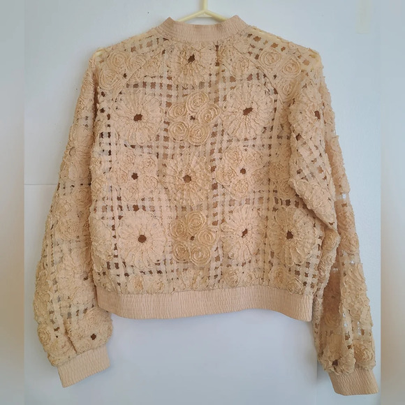 Beautiful Beige Lace Flight Coat, Size S‎ - Picture 2 of 6